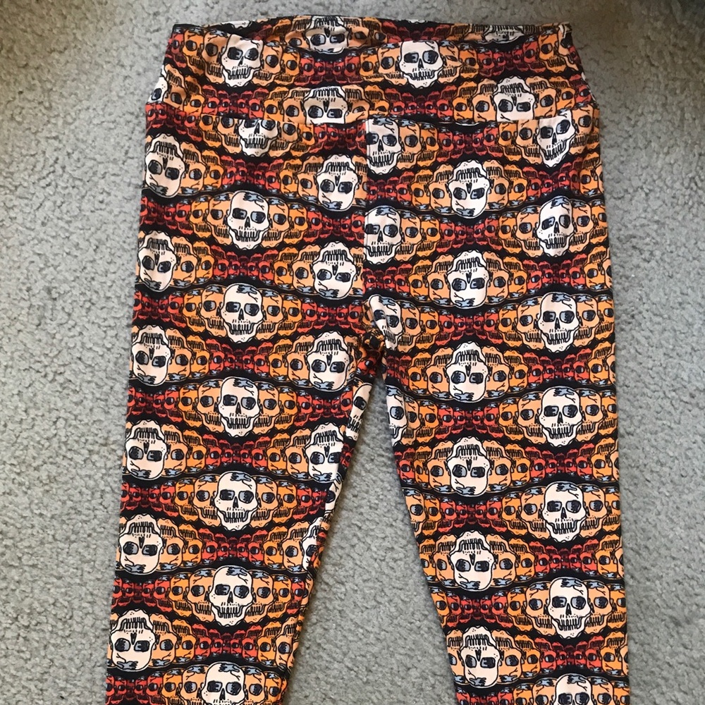NWOT LuLaRoe Halloween Skull Leggings TC